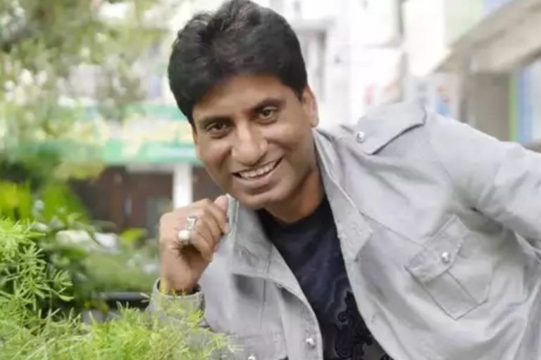 Raju Srivastava's Brain Stopped Functioning, Sunil Pal Asks Fans to Pray in Emotional Video